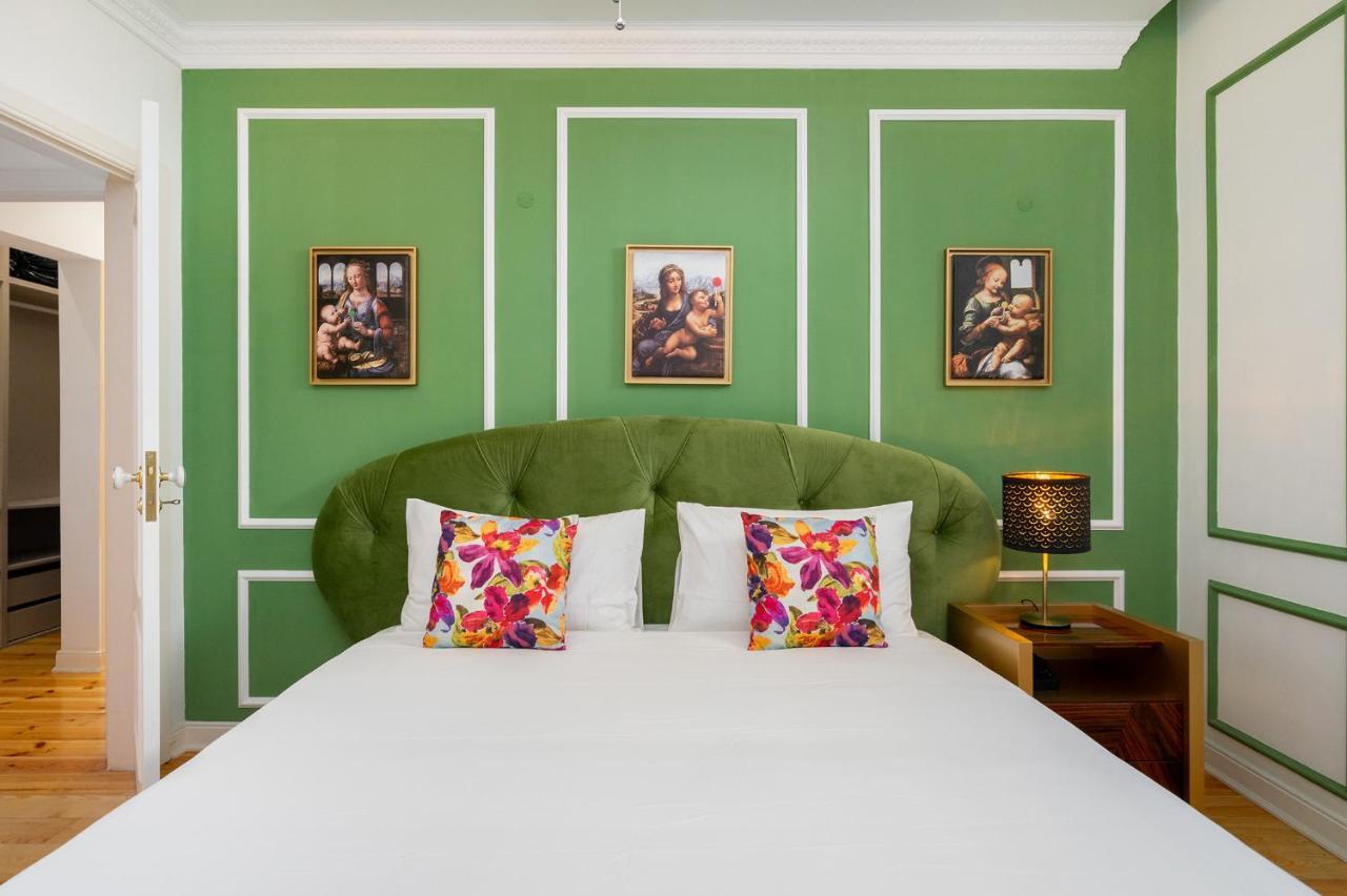 Whome | Great Location & Large Family Apartment W/Patio Lisbon Bagian luar foto