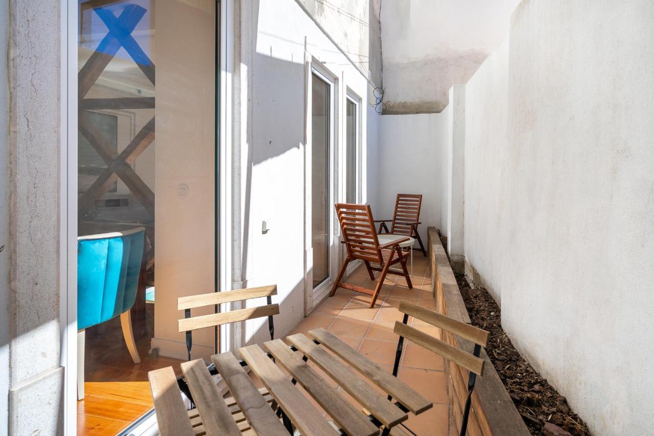 Whome | Great Location & Large Family Apartment W/Patio Lisbon Bagian luar foto
